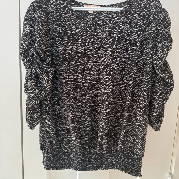 Blousology Blouse - Picture 2 of 5